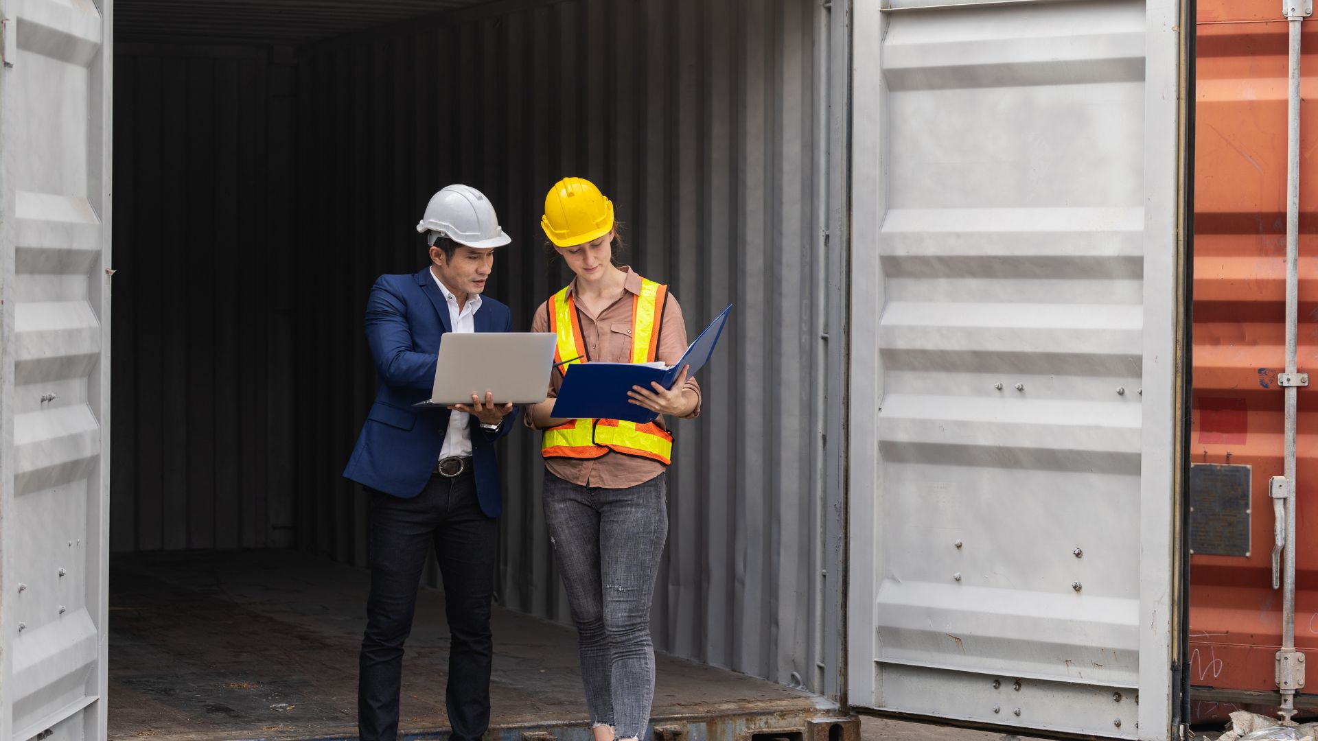 essential freight documents custom clearance.jpg
